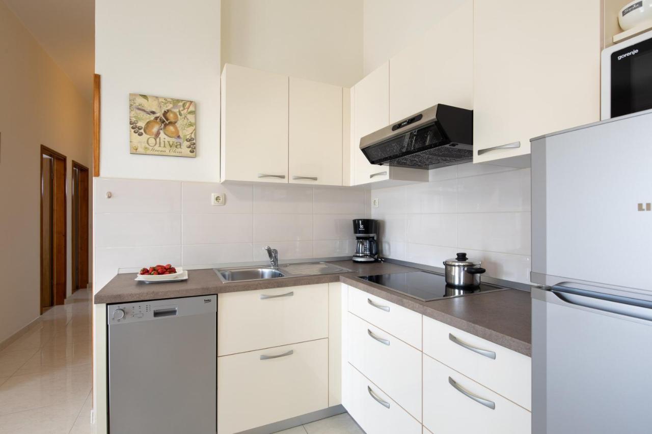 Apartments Dujmovic Ivo 1 Baska  Exterior photo