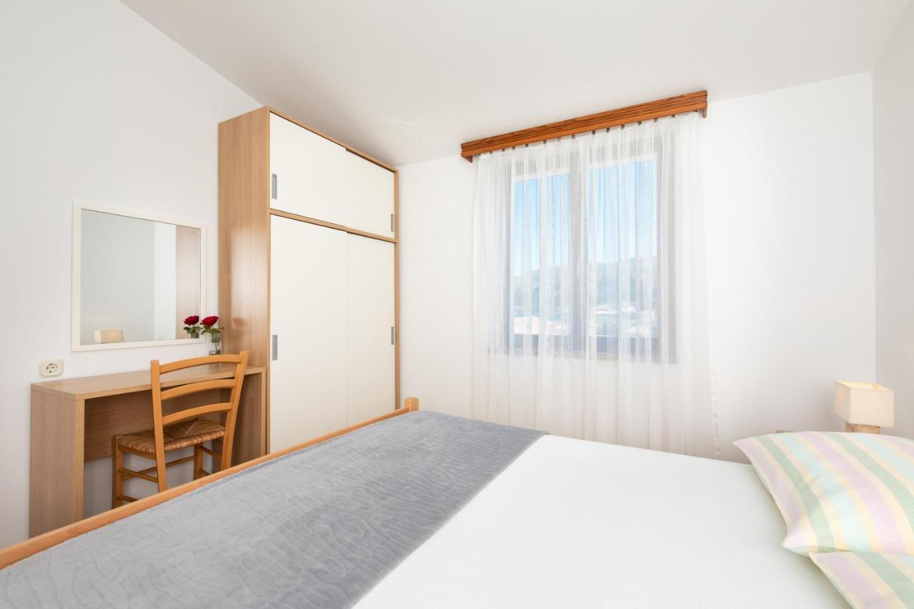 Apartments Dujmovic Ivo 1 Baska  Exterior photo