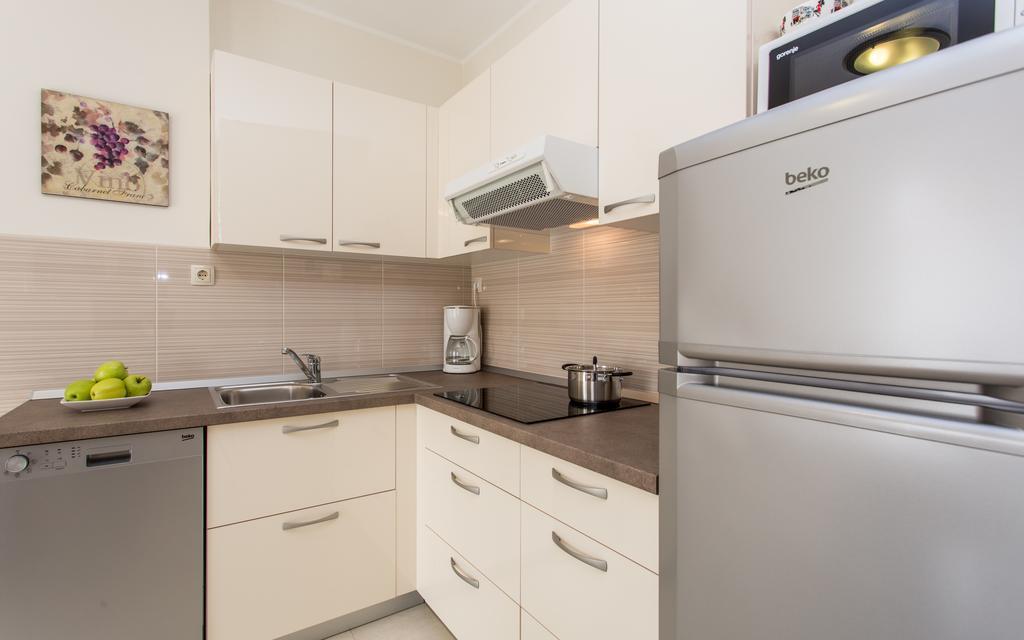 Apartments Dujmovic Ivo 1 Baska  Exterior photo